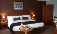 Heights Hotel Hotels in Portland