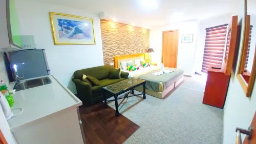City Suites - Airport Shuttle