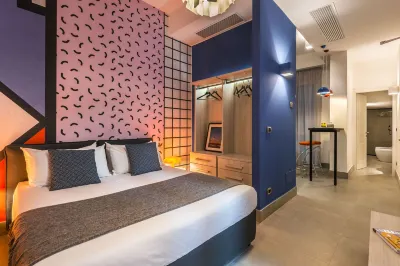 Design Club Collection Hotel a 