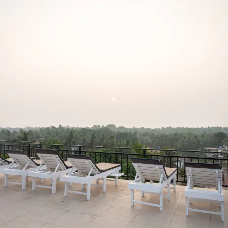 Aaria Hills