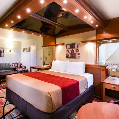 Vagabond Inn Long Beach Hotel dekat Long Beach Museum of Art