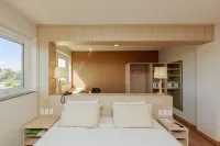Luz Hotel by Castelo Itaipava Hotels near Itaipu Binacional