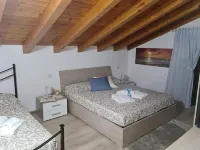 Room-b&b Villa Chiara Trappitello-Taormi فنادق في Trappitello