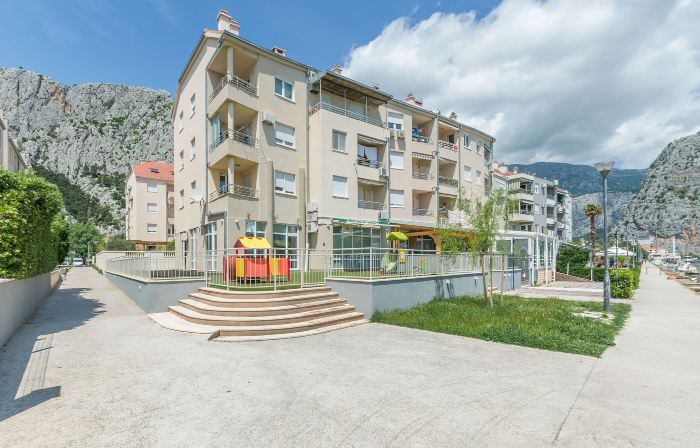 Cetina Apartment