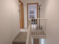 Fully-Equipped Flat in the City of London Hotels in Leyton
