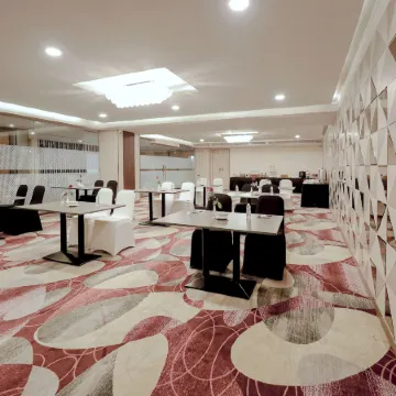 Zip by Spree Hotels Surat