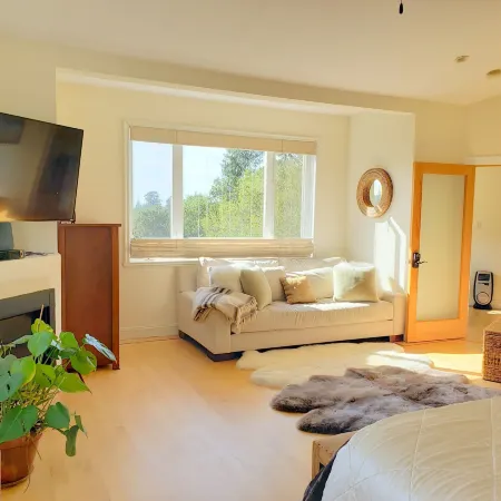 Chic & Exclusive Home