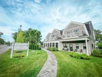 Grasshopper Inn Hotels in Ogunquit