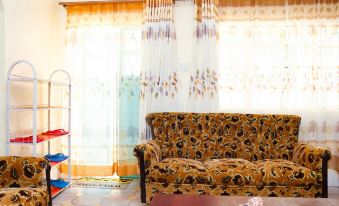 Adorable Homely Stay