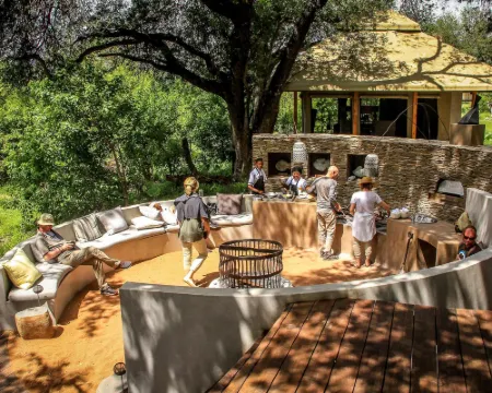 科羅河露營地 博博農酒店