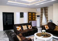 Remarkable 3-Bed Villa in Ajah Ogombo Hotels in Sangotedo