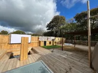 Moonlight Tent Hotels in Saint Florence