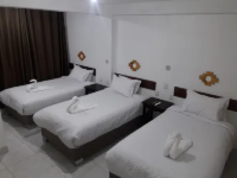 Pakarina Hotel