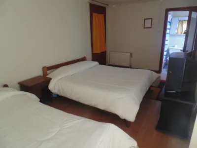 Hostal Arrayan Hotel di 