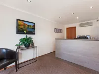 AAt 28 Goldsmith Motel Hotels in Hamilton