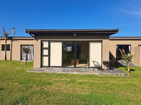 Umbono Private Game Lodge Отели в г. Порт-Альфред