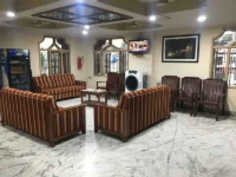 巴瓦尼小屋酒店