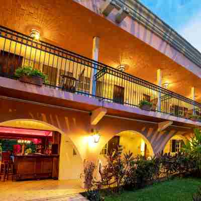 Hotel Chichen Itza Hotel Exterior