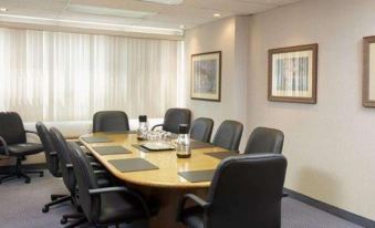 Quality Inn & Suites PE Trudeau Airport