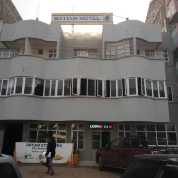 Batian Guest Hotel