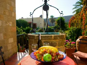 S.Nikolis' Historic Boutique Hotel
