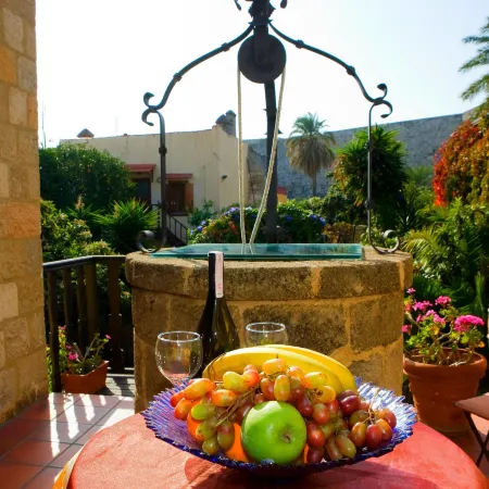 S.Nikolis' Historic Boutique Hotel