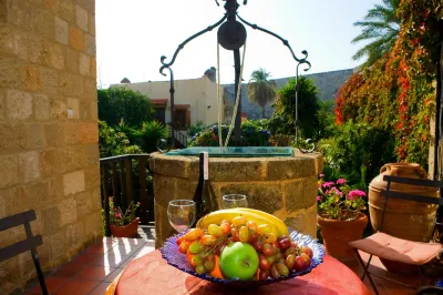 S.Nikolis' Historic Boutique Hotel