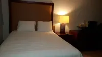 Edgewater Inn Hotels in Sylvan Lake