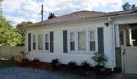 La Casita: A Cozy Retreat Near Wake Forest University" Hotels near Oldtown Shopping Center
