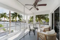 Boca Coastal Waterfront Stay - 2BR 2BA - Pool, Gym, Parking, Walk to Beach