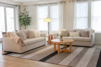 Sojourns Modern Sanctuary 2 BR Sleeps 8 Pool Views