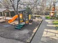 Charming Cowboy-Themed Suite with Creek Views - Elegant Escape