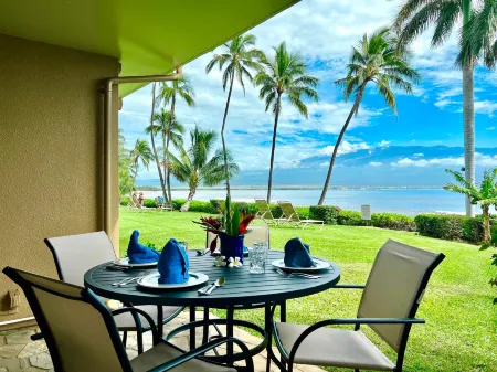 Heated Pool, Hot Tub, Direct Beach Access - Stunning Coastal Haven