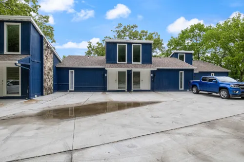 Wave-Free Swimming and Onsite Dock Access - Tranquil Cove Escape Hotel a Lake Ozark