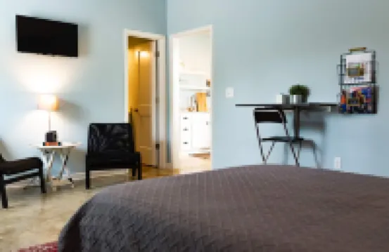 Shady Backyard and Relaxing Patio - Cozy Retreat