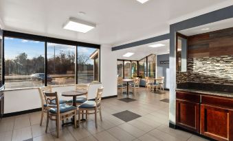 Rodeway Inn