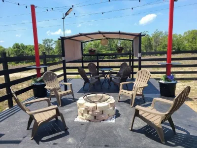 Spacious and beautiful house in Ocala Fl, 20 min from the club equestrian center Hotels near Spruce Creek Preserve Guard