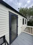 Premium Location - Sleeps 6 - Caravan on the Lakes