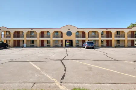 Motel 6 Shamrock, TX