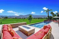 Legends by AvantStay Stunning Golf Villa Featuring Spa Pool Fire-Pit
