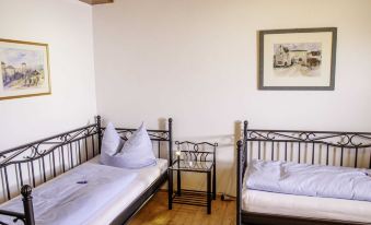 Cozy Apartment in Ruhmannsfelden with Swimming Pool