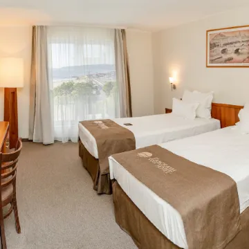 Panorama Hotel - Free EV Charging Station