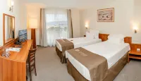 Panorama Hotel - Free EV Charging Station Hotels in Odesos