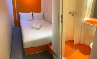 EasyHotel South Kensington