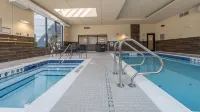 Fairfield Inn & Suites Penticton - Pools
