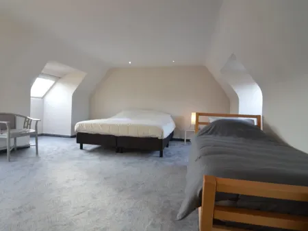 Beautiful Villa for Groups with Swimming Pool, Sauna and Wifi