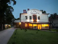 Karkushin Dom Hotel