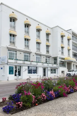 Hôtel the Originals Miramar, Royan Pontaillac Отели в г. Руайан