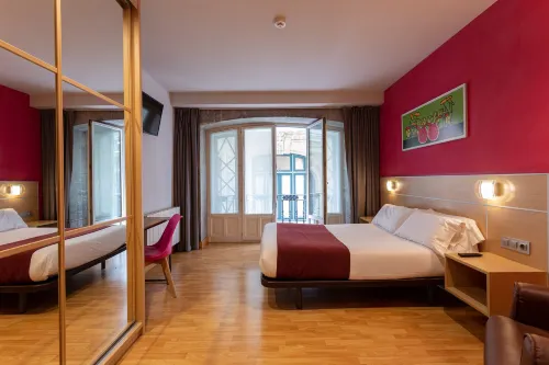 Casual Arriaga - 2-Star