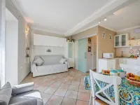 Nido Belvedere AC and Lake View - Happy Rentals Hotel a Lesa